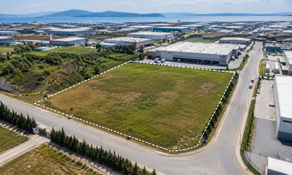 Sanayi Arsası Yatırımı: Satın Almadan Önce 8 Önemli Kriter